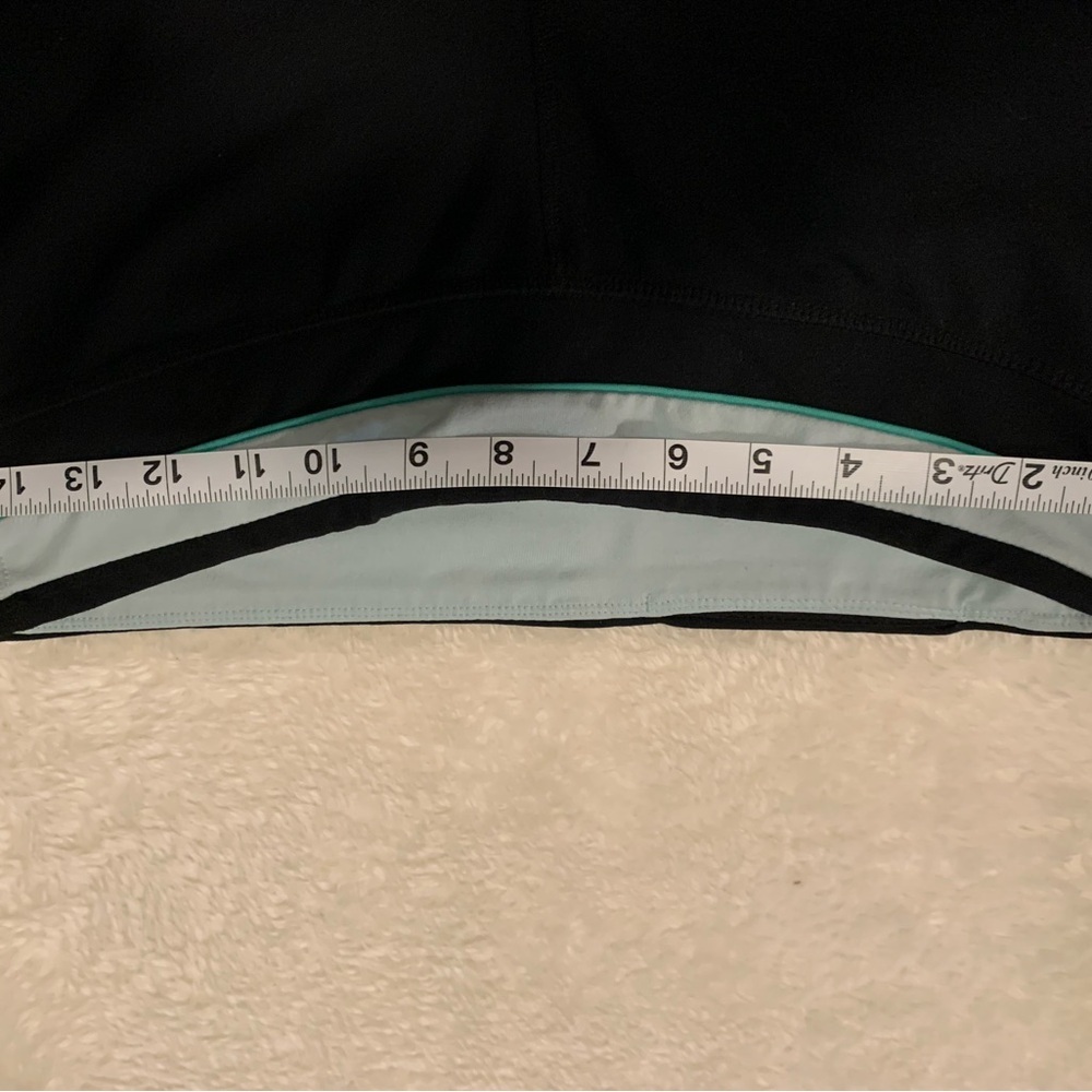 Women’s Black and Gray Leggings - Picture 4 of 4